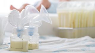 Balancing breastfeeding and work: creating a pumpi..