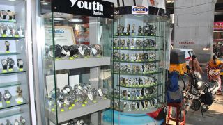 watch repair shops hyderabad Globe Watch & Services